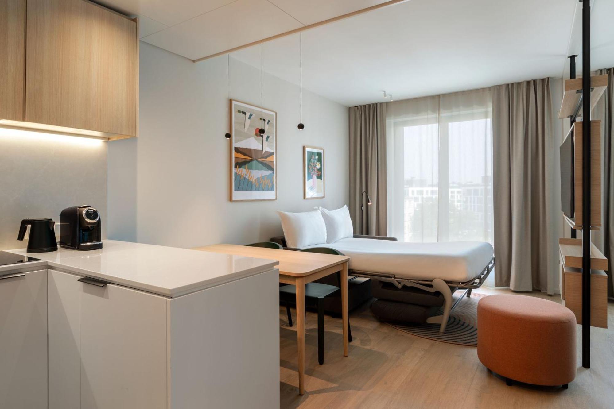 Element By Westin Wroclaw Hotel Bagian luar foto